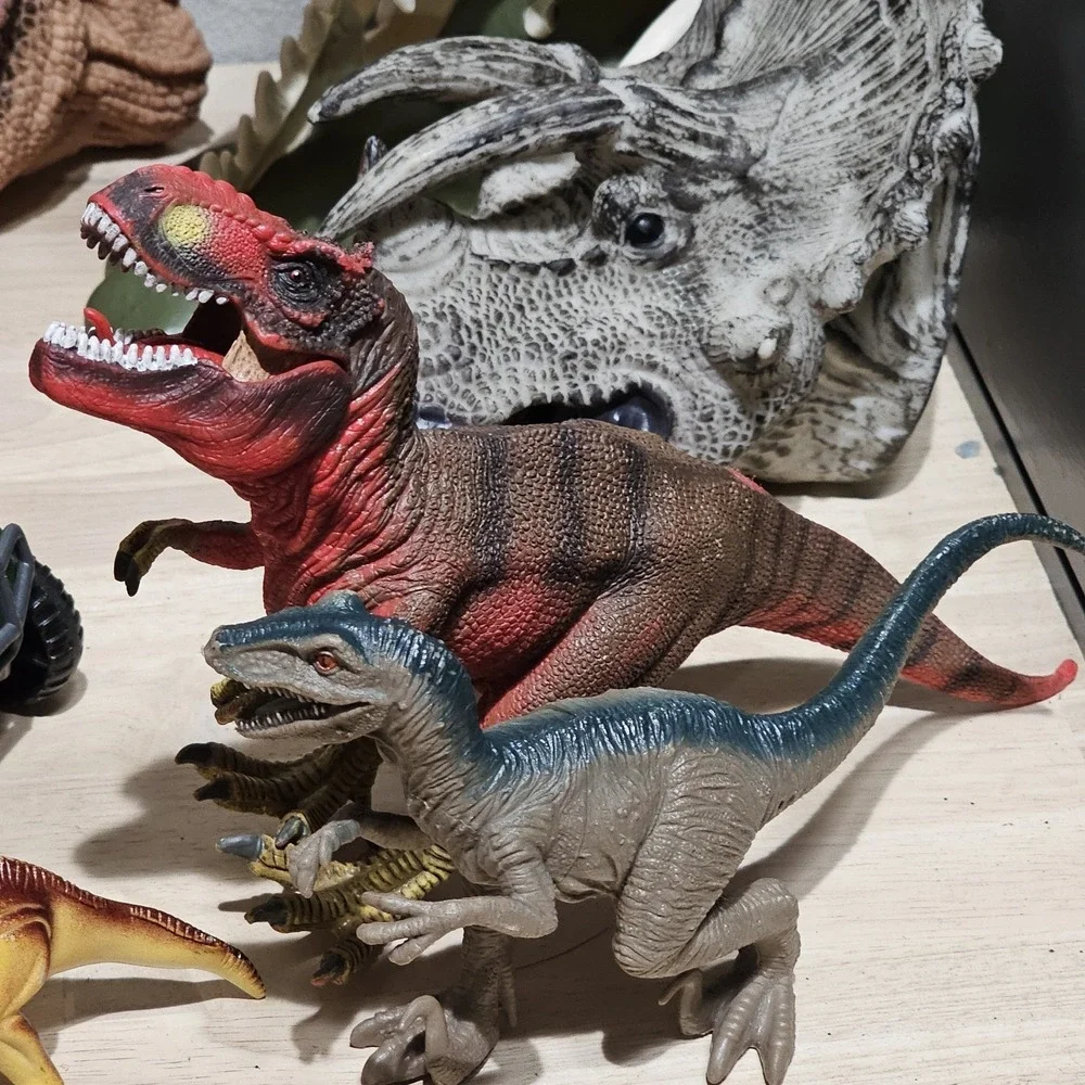 Dinosaur Toy Lot. Jurrassic World, Animal Planet Fire Skull, Schleich, Imaginext